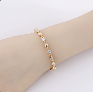 Jetta 18K Gold Plated Bracelet with Cubic Zirconia – Perfect Gift for Her – 18K Gold Plated, Perfect Gift for Her