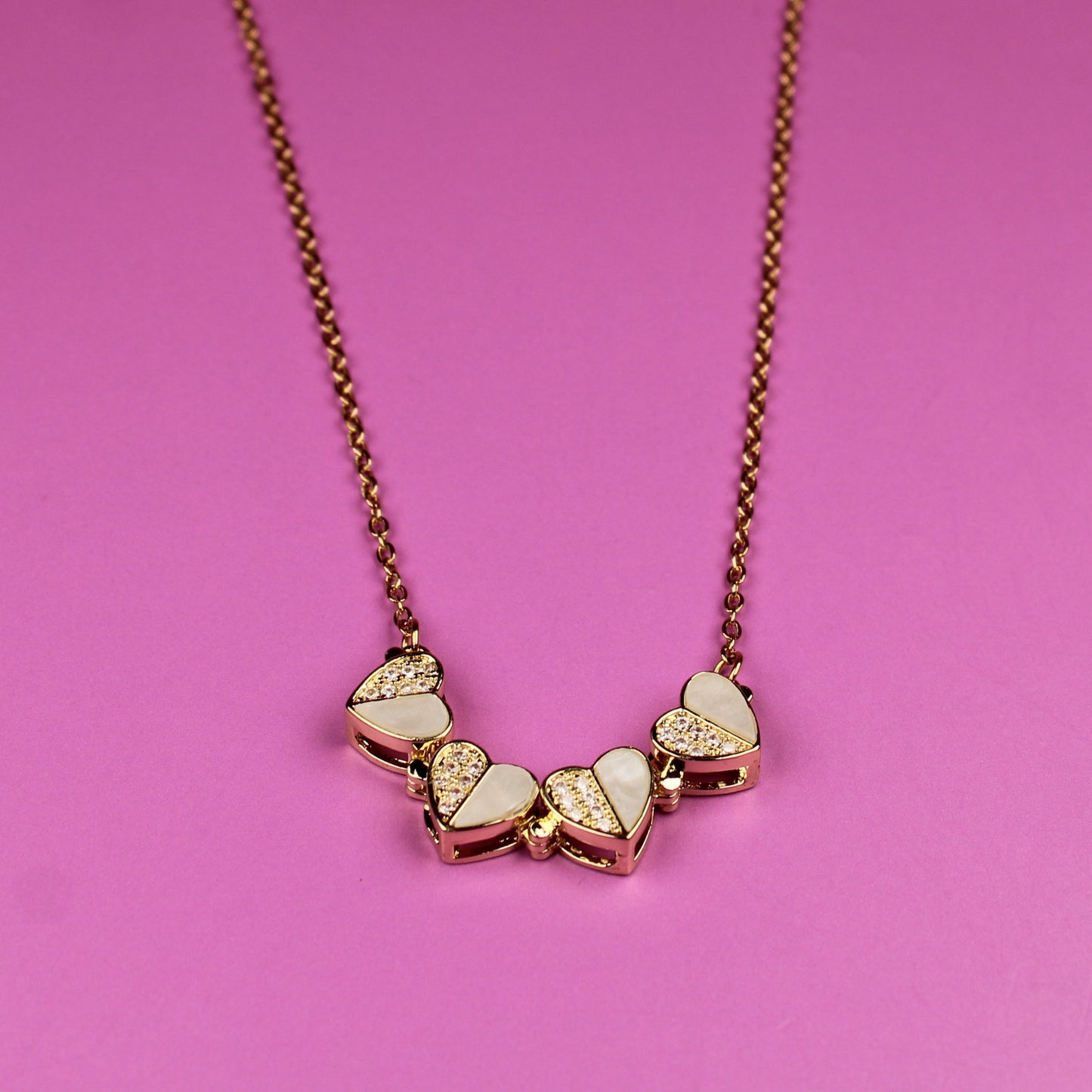 Heart Clover Necklace Gold Mother of Pearl Pendant – 18K Gold Plated, Perfect Gift for Her