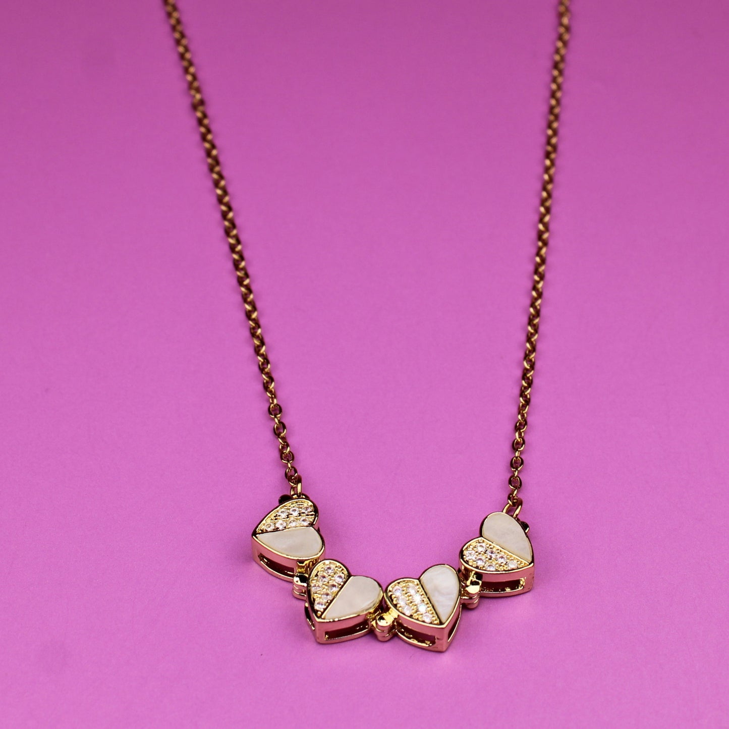 Heart Clover Necklace Gold Mother of Pearl Pendant – 18K Gold Plated, Perfect Gift for Her