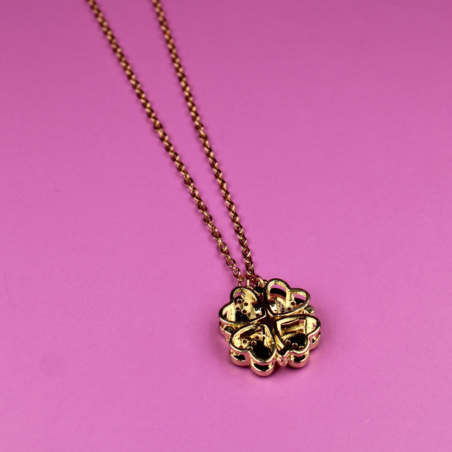 Heart Clover Necklace Gold Mother of Pearl Pendant – 18K Gold Plated, Perfect Gift for Her